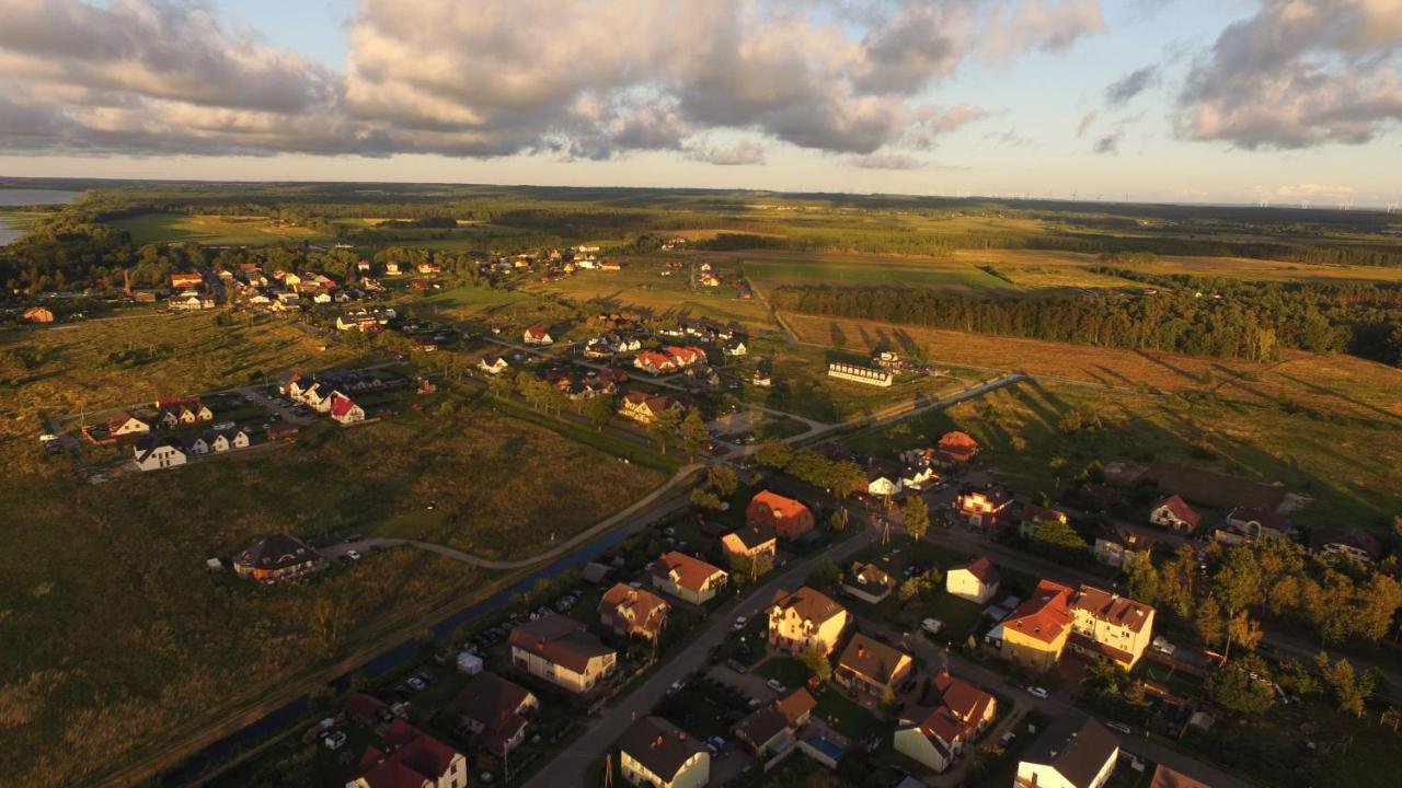Na Fali Pokoje Goscinne Leba Exterior photo